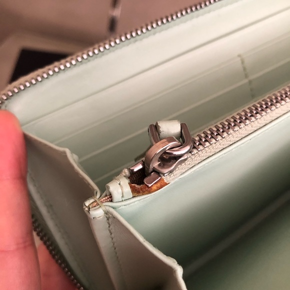 Prada Rabbit Liberty Glacé Opaline James Jean Limited Edition Zippy Wallet - Picture 7 of 9